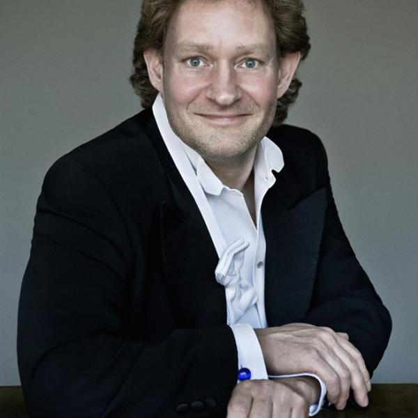 Henrik Vagn Christensen, conductor