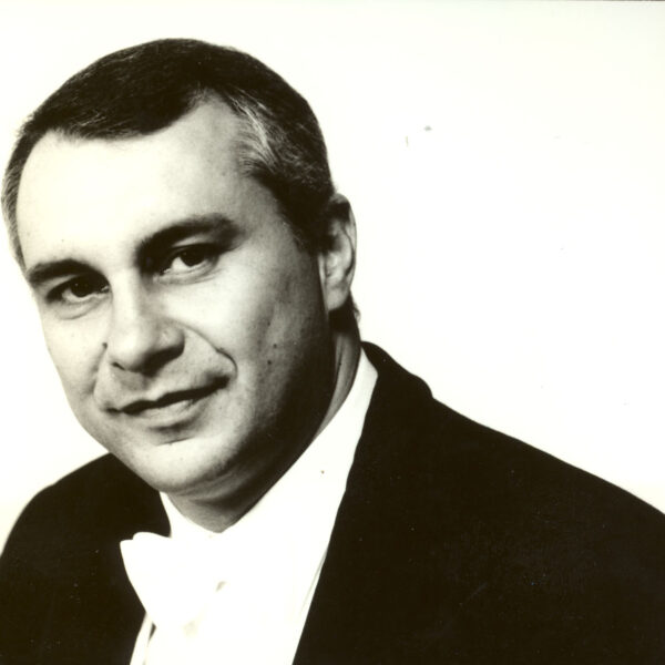 Giuliano Carella, conductor