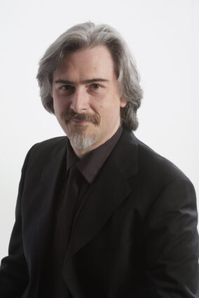 Fabio Previati, baritone