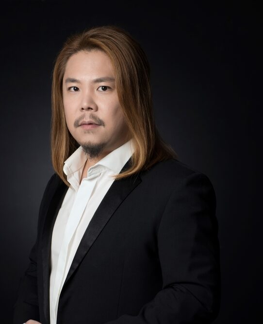 Hansung Yoo, baritone