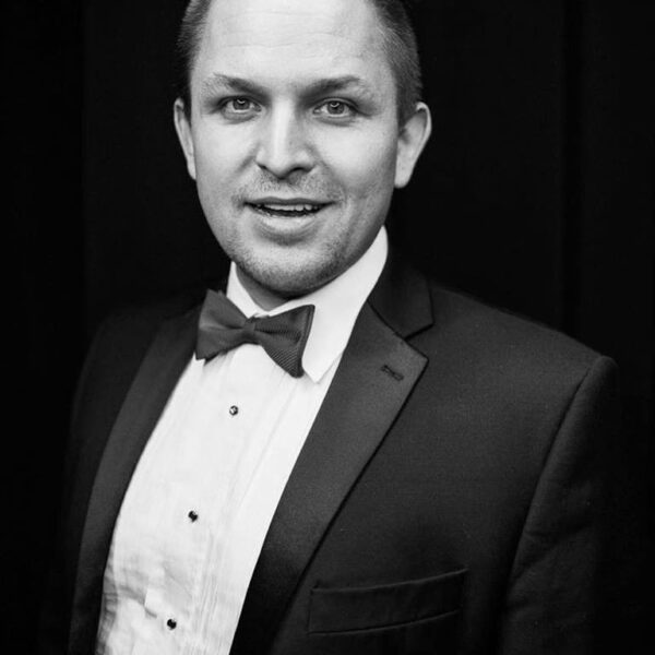 Ilya Silchukou, baritone