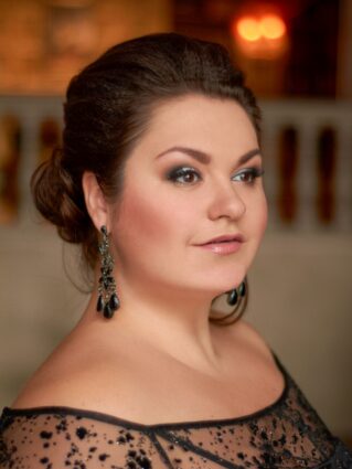 Olesya Petrova, mezzo-soprano