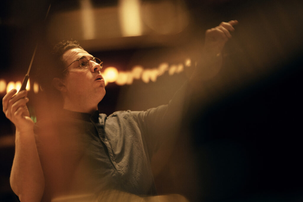 Magnus Larsson, conductor