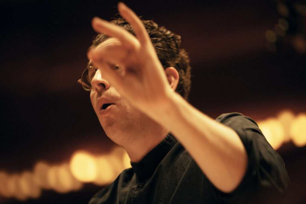 Magnus Larsson, conductor