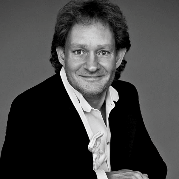 Henrik Vagn Christensen, conductor