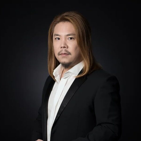 Hansung Yoo, baritone