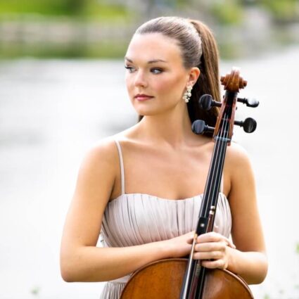 Sandra Lied Haga, cello