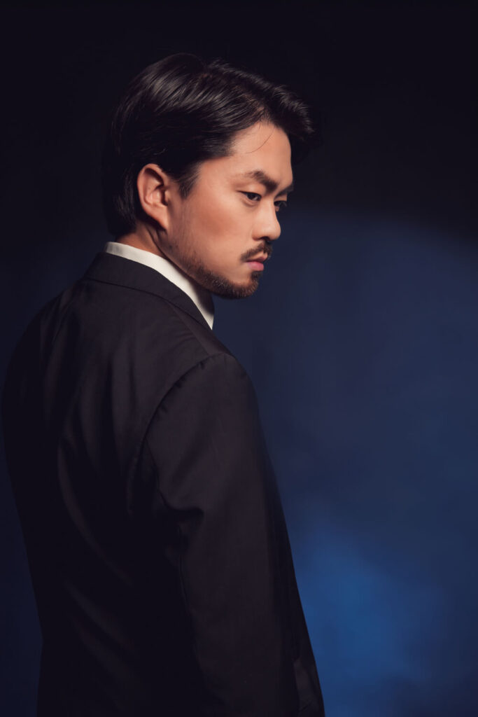 Byung Gil Kim, bass-baritone