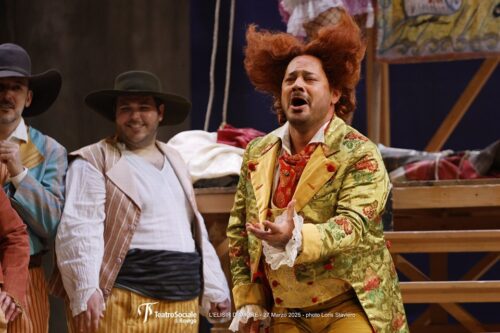 Daniel Giulianini as Il Dottor Dulcamara in L'elisir d'amore