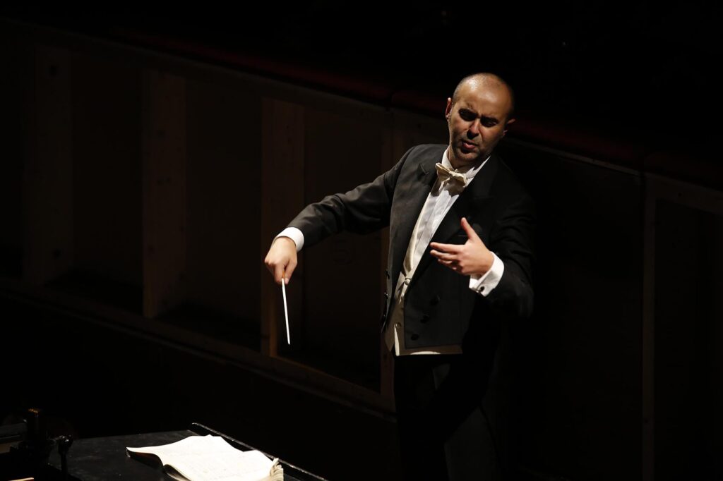 Giuseppe Finzi, conductor