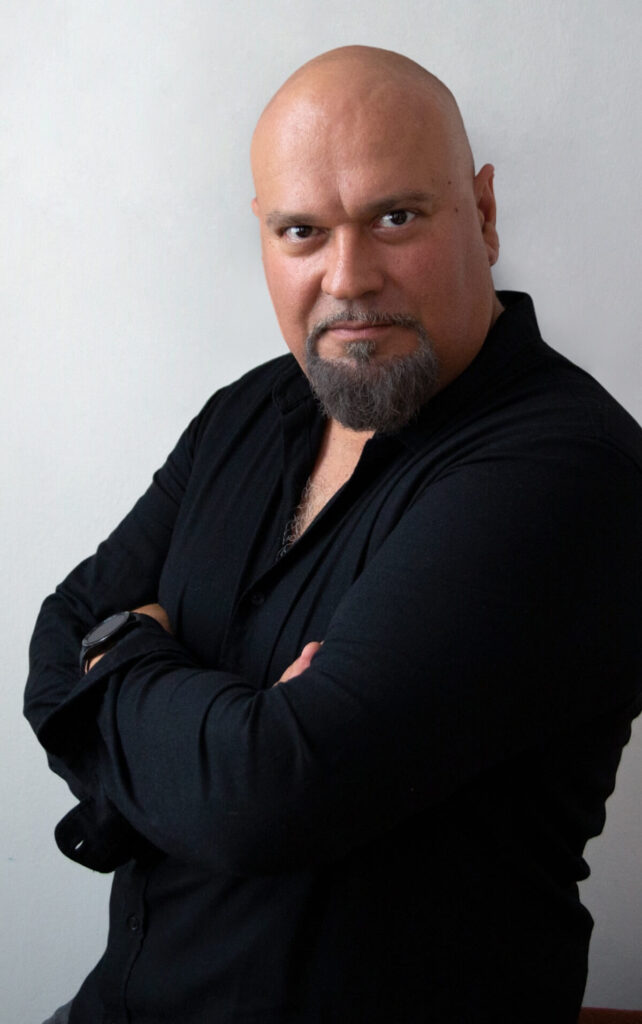 Petar Naydenov, bass