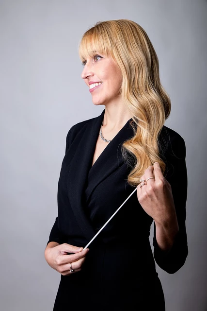 Chiara Cattani, conductor