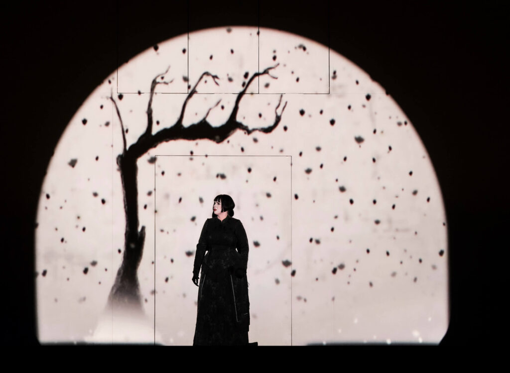 Frøy Hovland Holtbakk as Pamina in 'Die Zauberflöte' at the Norwegian National Opera & Ballet (2025)